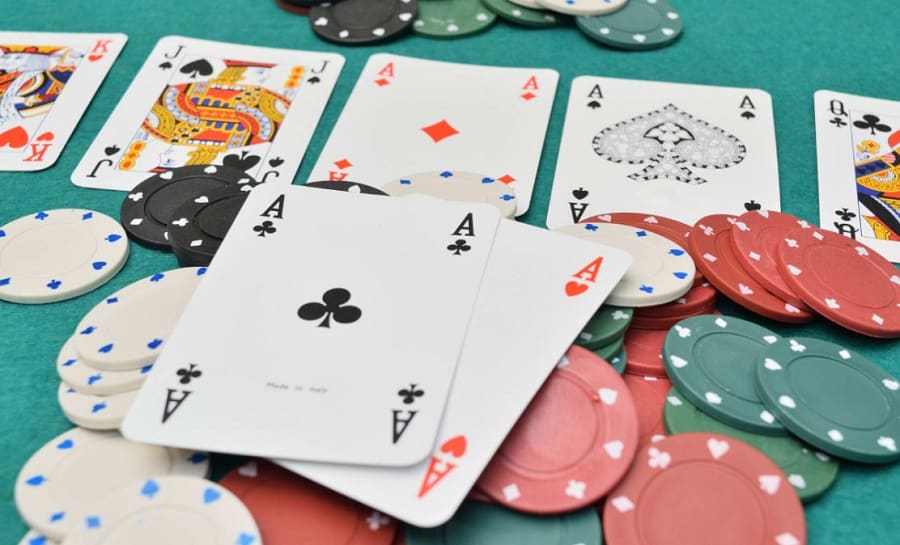Điểm mặt về những cách chơi Poker mang hiệu quả trong ván đấu